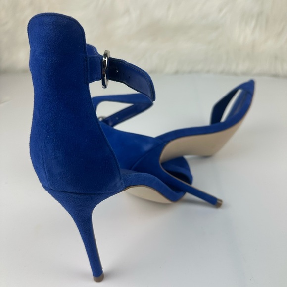 GUESS Women’s 9M Suede Blue Ankle Strap Kitten Heels Slingbacks Open Toe - Picture 3 of 8